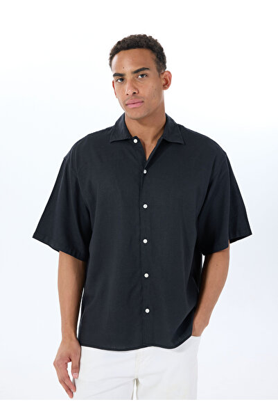 Jack & Jones Solid Spread Collar Oversized Shirt