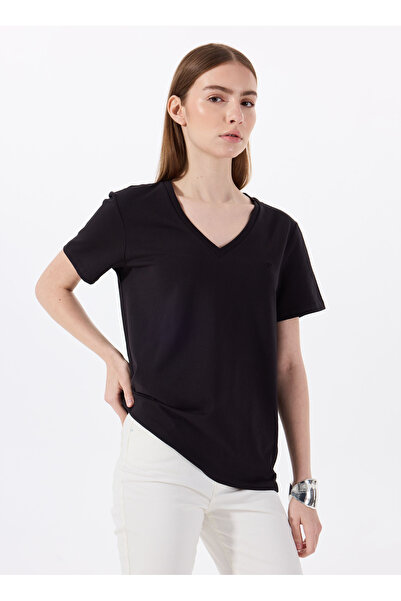 Mustang V Yaka Nakışlı Siyah Kadın T-Shirt M5SL-TST1848