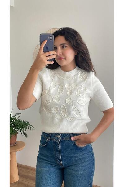 Nihanello Butik Nakış işlemeli kısa kollu yumuşak bluz
