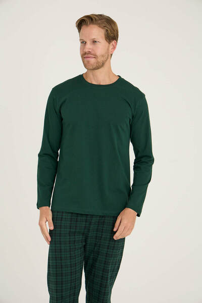 KLY Ανδρικό σετ πιτζάμες με λαιμόκοψη σε Ο για άνετο ύπνο