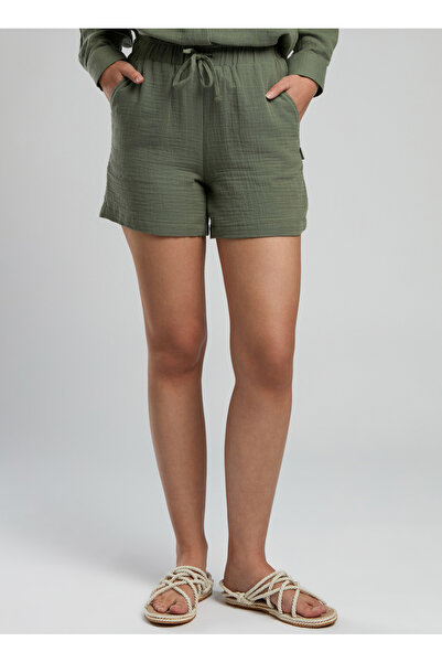 Lee Cooper Standart Bel Rahat Haki Kadın Şort 252 LCF 221008 TRACY HAKİ