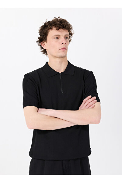 Mustang Fermuarlı Yaka Regular Fit Düz Siyah Erkek Kazak M5SM-KZK1448