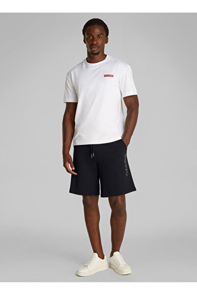Calvin Klein Erkek TEXTURED EMBR LOGO SWEATSHORTS Şort
