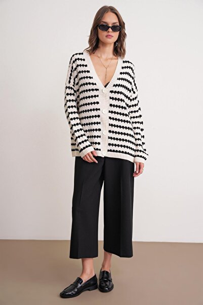 Mixray 6882 Model - Women's Natural Color Eyelash Patterned Knitwear Cardigan