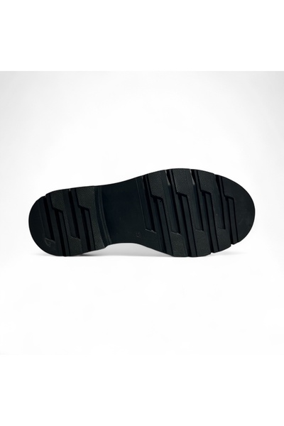 Asya Women's Black Thick Sole Chain Detailed Loafer Shoes