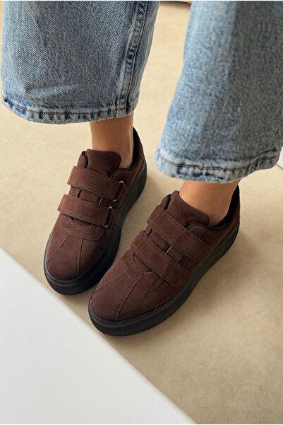 Mupa Shoes حذاء رياضي نسائي من جلد الغزال البني