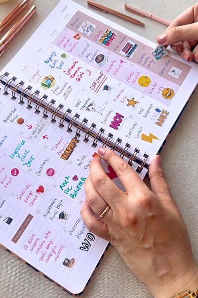 Le Color Akademik Ajanda 17x24 Spiralli 25/26 Marble