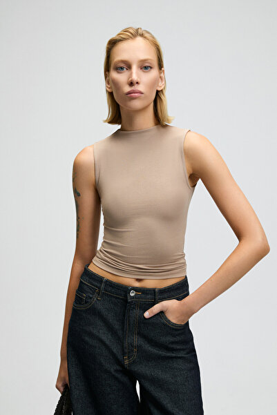 GRIMELANGE MIRUVA Kadın Halter Yaka Esnek Kumaşlı Sıfır Kollu Vizon Bluz