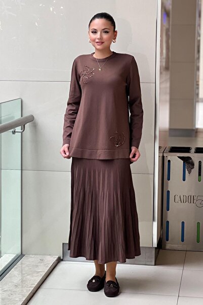 Nuss Mercerized Suit with Bead Embroidered Pleated Skirt