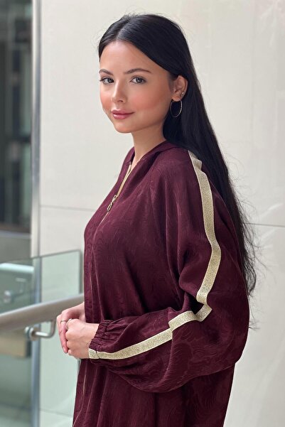 Ghisa Hooded Cap Pants Set with Striped Sleeves