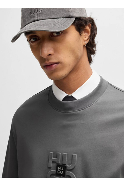 HUGO Men's Anthracite Logo Embroidered Cotton Round Neck T-Shirt - Short Sleeve, Relaxed Fit 50535499 -