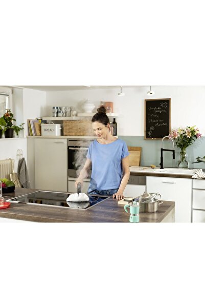 Karcher Sc 3 Deluxe Easyfix Prime Paket by Veriko Buharlı Temizleme Makinesi Halı, Cam ve Ütü Dahil Beyaz