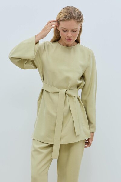 Mahal بلوزة تانسل بحزام بود