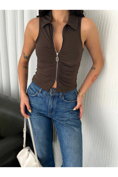 SuQ Αμάνικη μπλούζα με γιακά και φερμουάρ - καφέ