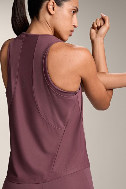 Oysho Technical sleeveless T-shirt