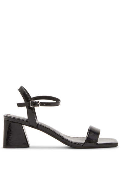 Steve Madden براءة اختراع بيردي بلاك كرينكل