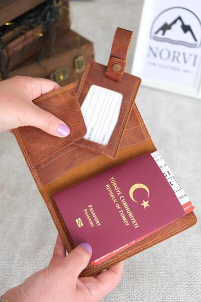 Norvi Leather Genuine Leather Passport Cover and Luggage Tag Tan 1118