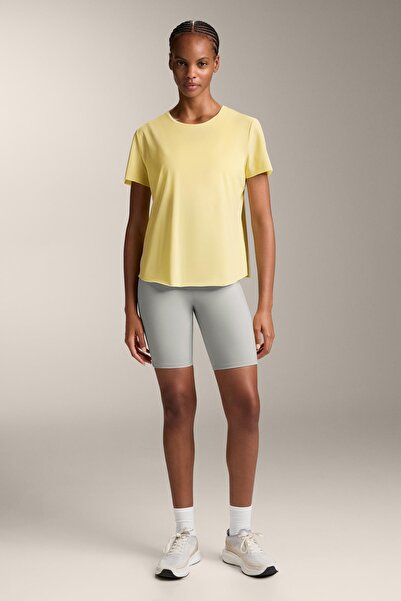 Oysho Microperforated short-sleeved technical T-shirt