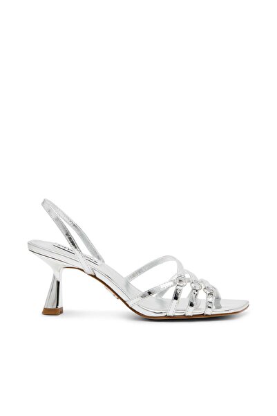 Steve Madden Womens Upclose Silver Heels