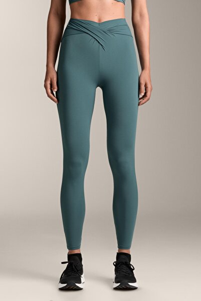 Oysho V kesim drapeli Light touch bilekte tayt