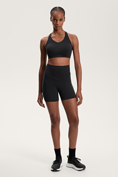 Oysho Compressive pocket high rise 10 cm hot pants