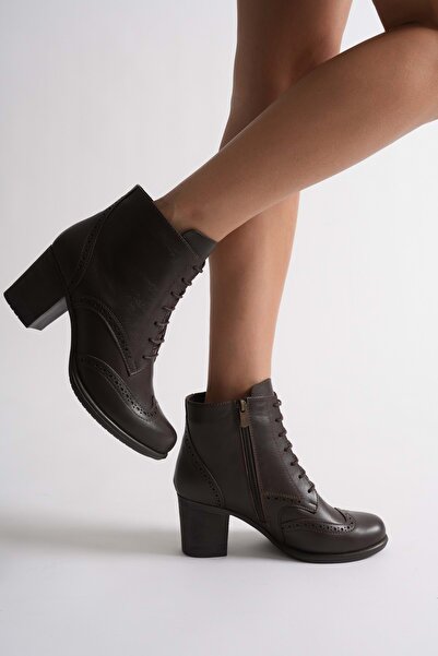 ANALİN SHOES حذاء نسائي من الجلد الطبيعي بتفاصيل ليزر وأربطة - بني