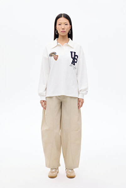 Quzu Arma Embroidered Polo Neck Oversize Sweatshirt Ecru