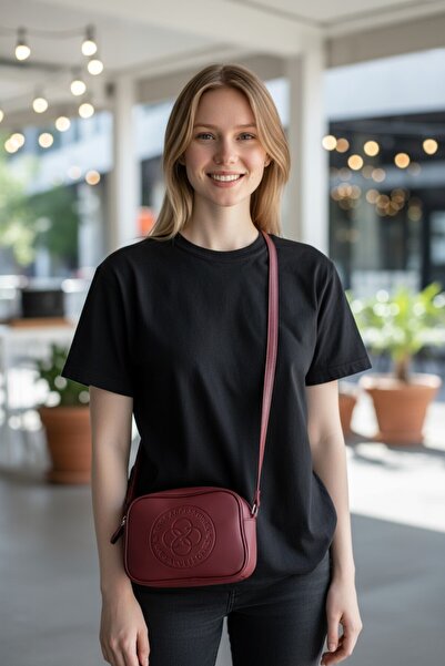 REVENKO Medium Size Hot Printed Burgundy Tote Bag Suitable for Shoulder and Crossbody Use