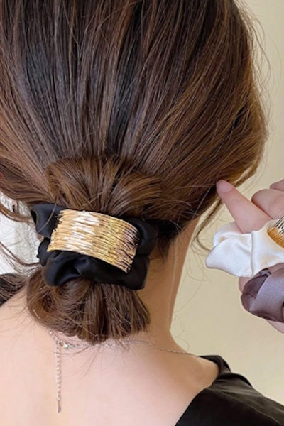 CAŞ DEKORASYON Μαύρο και χρυσό χρώμα Μεταλλική λεπτομερής πόρπη Bagel