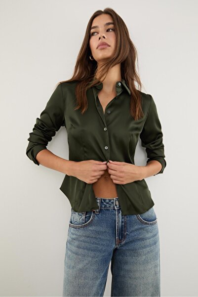Stradivarius Fitted satin shirt