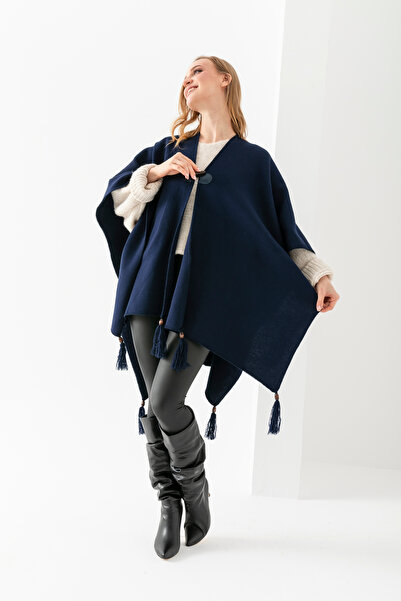 Cebe Sa resama Pončo sa ravnim dugmićima – Ženski pončo sa ribarskim šavovima...