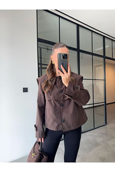 BB Bensu Buyruk معطف طويل قصير بياقة واسعة بلون بني