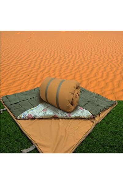 Generic Sleeping bag for wilderness and desert trips - Tanzanian camping trips, easy to carry