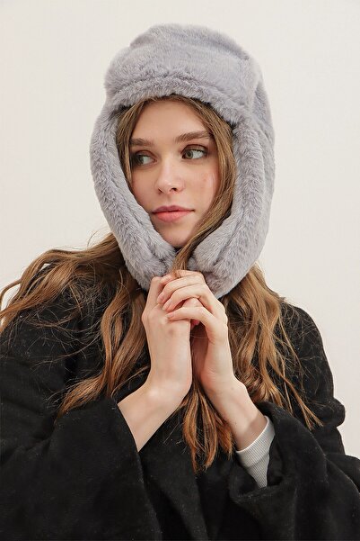 VAGGON Women's Gray Faux Fur Earflap Beanie Prmx2469