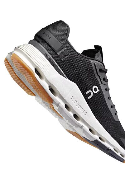 On Running Women's Cloudnova Form 2 | Black | 3WE30171430