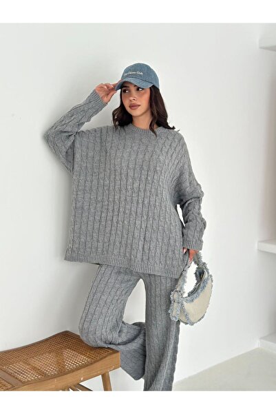 Paraf style Set de pantaloni și pulover supradimensionat cu decolteu tip crew...