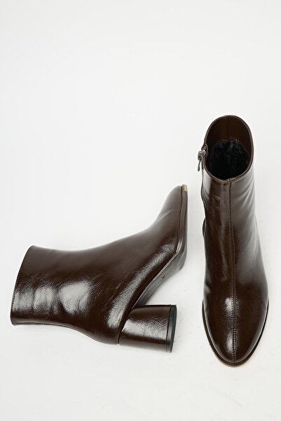 Madamra Kadın Kahverengi Rugan Topuklu Bot & Bootie – Fermuarlı Şık Günlük Bot