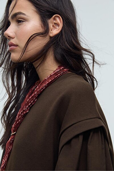 Stradivarius Sweatshirt with contrast puff sleeves