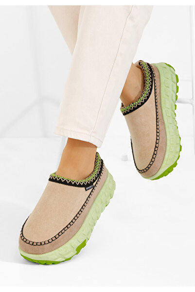 B T Shoes Zelené dámské dřeváky Novela