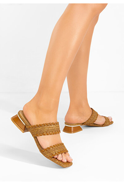 B T Shoes Camelové pantofle na podpatku Cindi V2