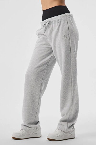 VibeGaia Gray Straight Leg Fit Three Thread Sweatpants