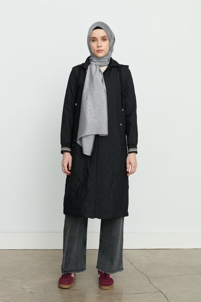 Nihan İnce Kapitone Kolları Ribanalı Kap Siyah