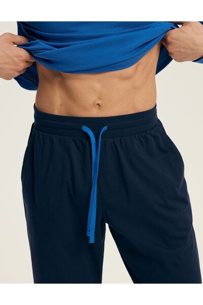 Henderson Pajamas with a modern design for peaceful nights & maximum comfort | Loop