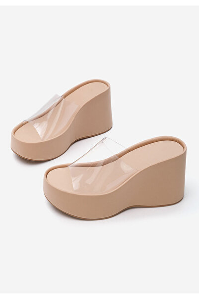 B T Shoes Παντόφλες με πλατφόρμα Wilya Νουντ