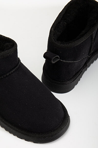 RİSSOLİ Dámské černé semišové mini boty s kožešinou uvnitř a tenkou podrážkou