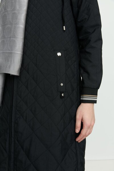 Nihan İnce Kapitone Kolları Ribanalı Kap Siyah