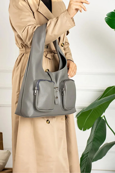 LOVELYSTORE حقيبة كتف إيسادور بجيب مزدوج وسحاب وتفاصيل مشبك سيفرا