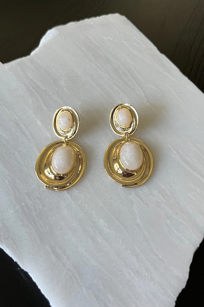 stravis Oval Earrings with Dangle