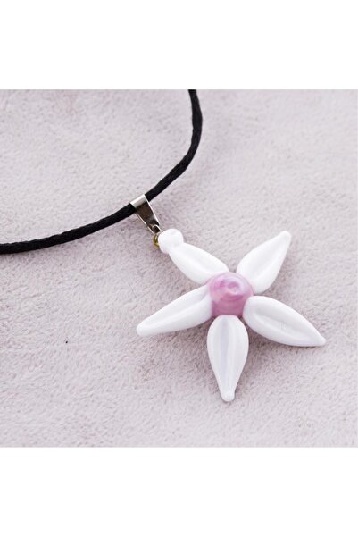 Peyless Daisy Glass Necklace