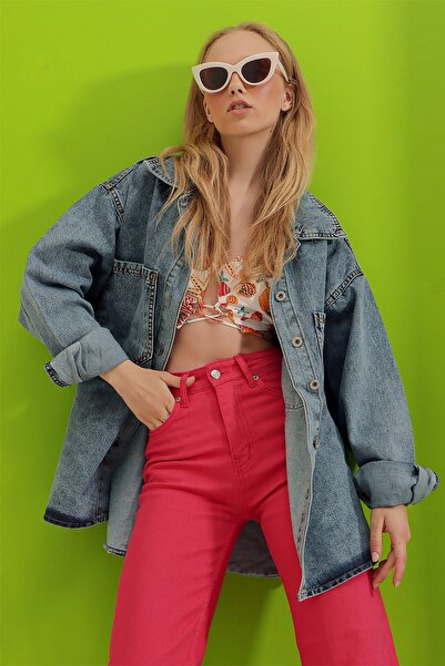 VAGGON Kadın Koyu Mavi Çift Cepli Yıkamalı Oversize Denim Ceket Prmx8152